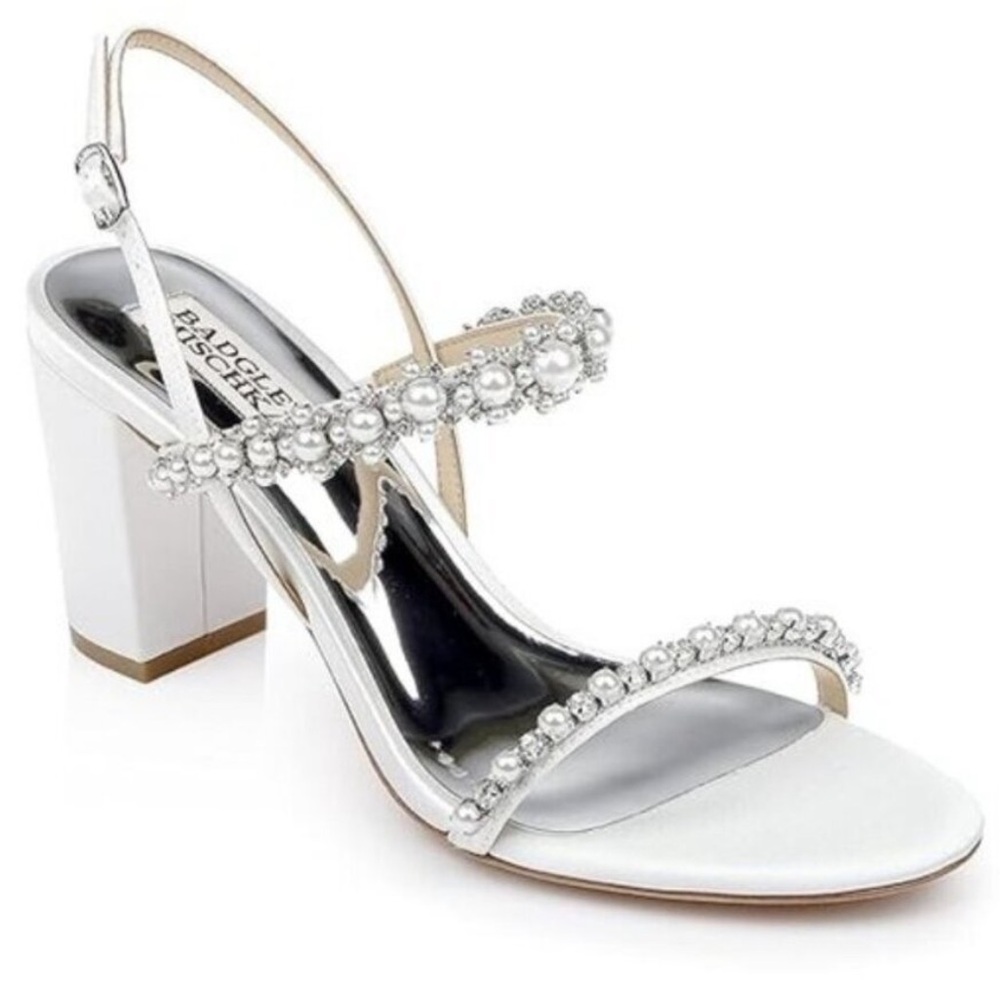 Badgley Mischka Natasha White Block Heels with Pearl Trim NWT